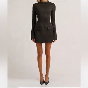 Black hourglass mini dress XS